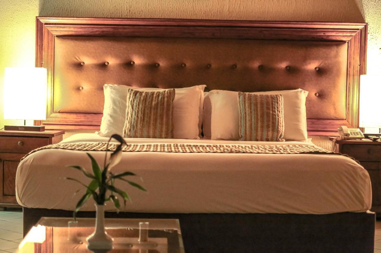 Fini Hotel Bobende Лімбе Екстер'єр фото
